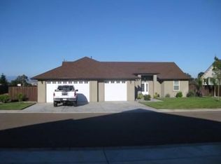 12940 Ivy Ln, Red Bluff, CA 96080