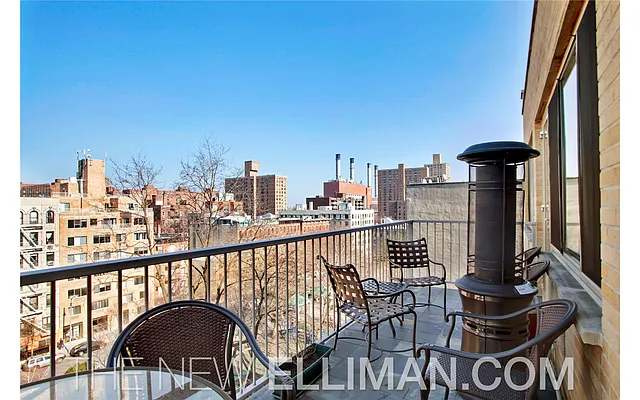 Sold by Douglas Elliman | media 15