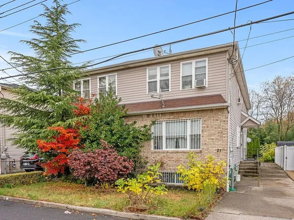 21 Leewood Loop, Staten Island, NY 10304