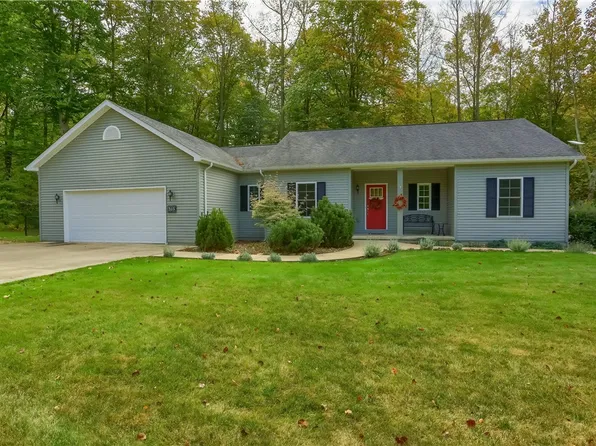 515 Gray Station Rd, Blairsville, PA 15717