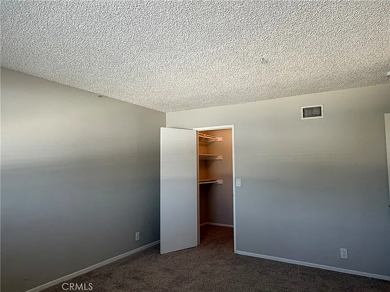 1145 N Barston Ave — Photo 18