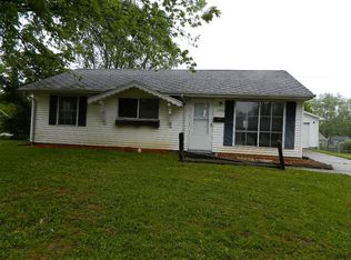 1966 Elmsford St, Springfield, OH 45506