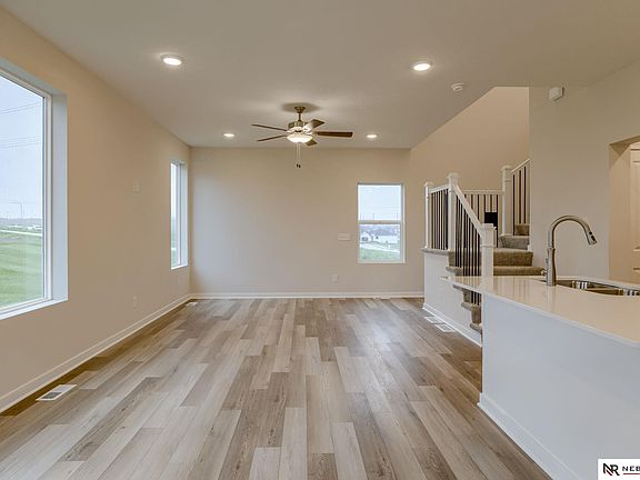 5th image of 11229 Portage Dr