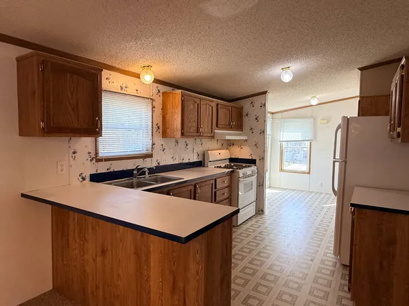 186 Lauri Cir #186, Jackson, MI 49203