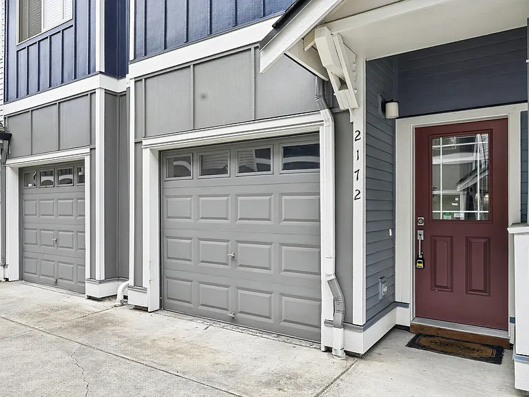 2172 Yakima Ct — Photo 3