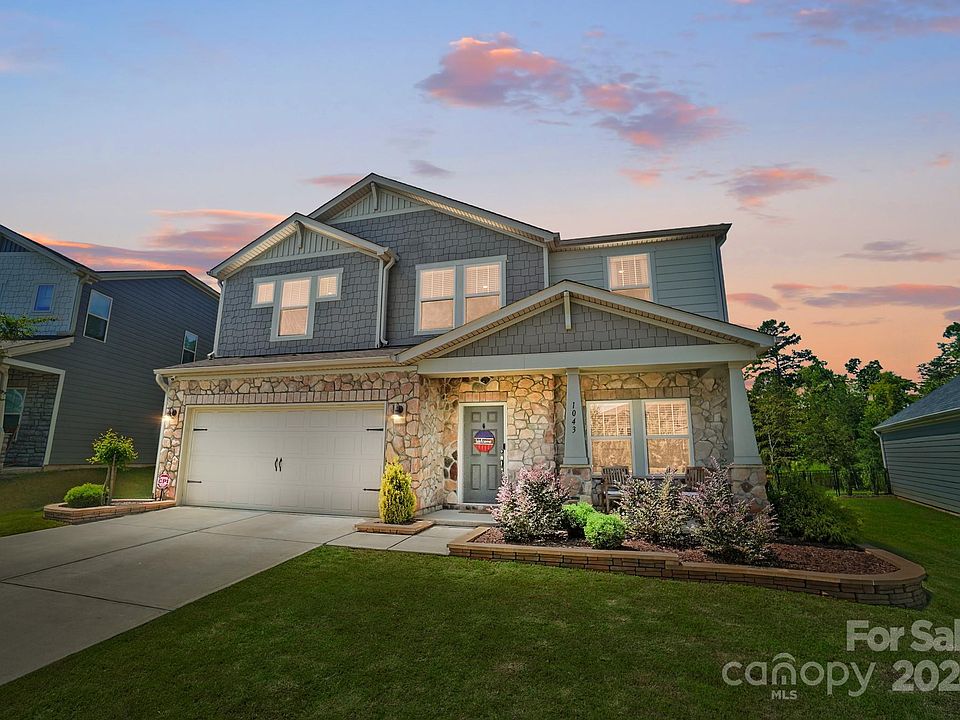 1st image of 1043 Amberley Crossing Dr