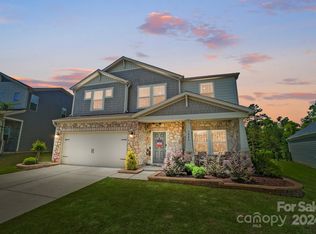 1043 Amberley Crossing Dr, Belmont, NC 28012