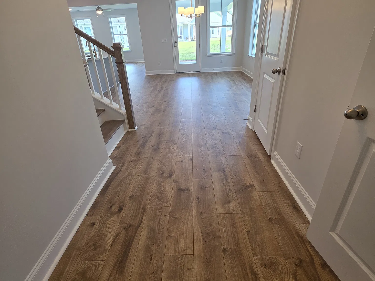 4 bed, 2474 sqft, $2,800 — Photo 3