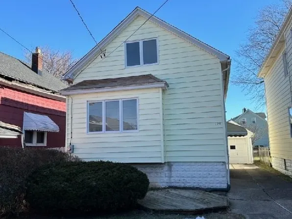 129 Hedwig Ave, Buffalo, NY 14211