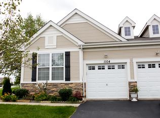 1104 Hampton Ln, Yorkville, IL 60560
