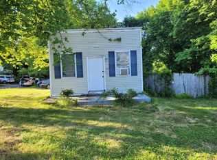 260 Old Town Rd, Trumbull, CT 06611