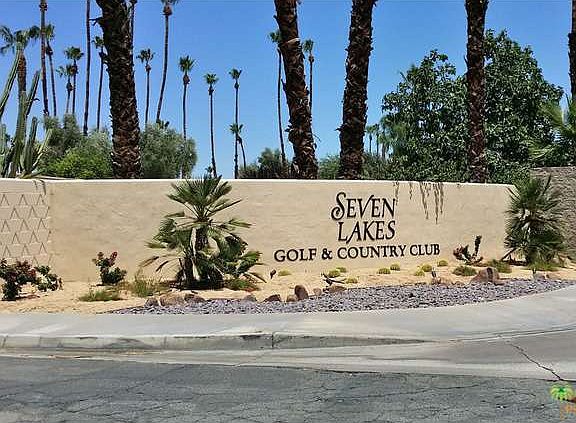2nd image of 3 Desert Lakes Dr