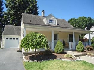 130 Marlboro Rd, Utica, NY 13501