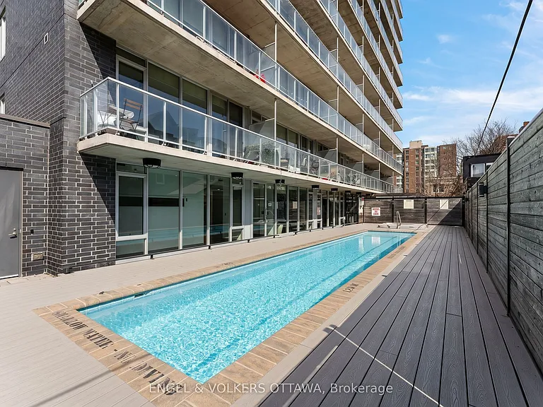 300 Lisgar St #1210 — Photo 27