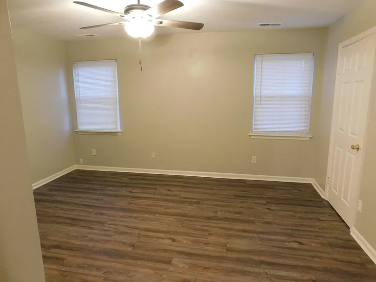 1433 Drumheller Dr — Photo 45