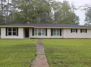 1135 Pinecrest St, Vidor, TX 77662