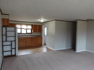 8 N Main St #4, Charlton, MA 01507