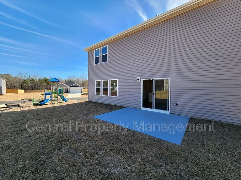 628 Orsman Trl — Photo 26