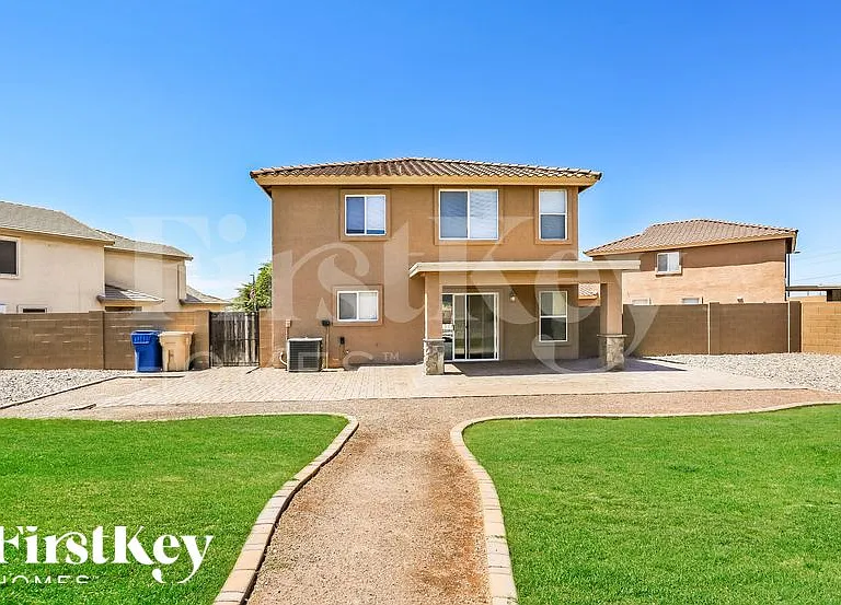 1023 S 226th Dr — Photo 15