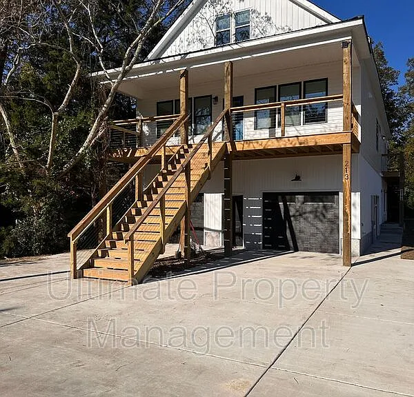 213 Myrtle Ave — Photo 28