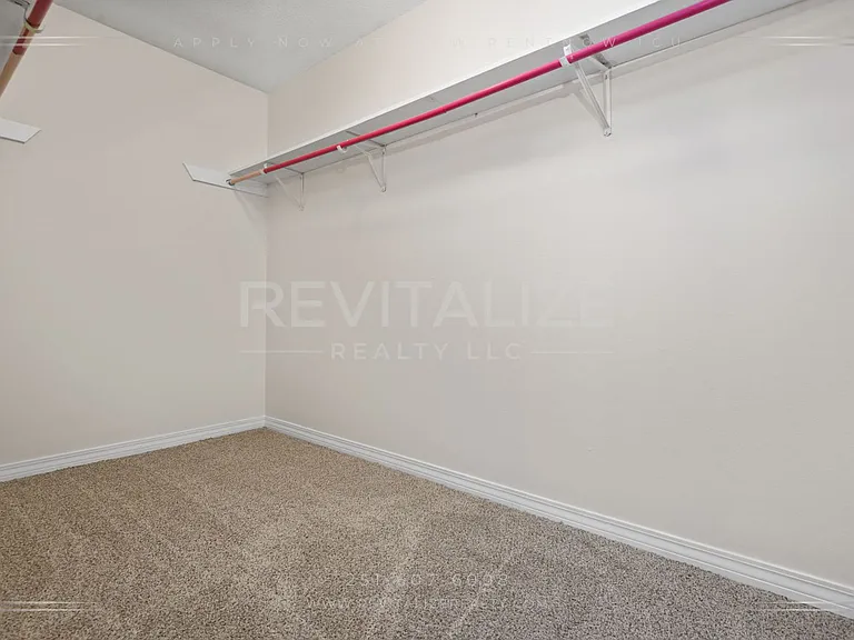 1211 Vendome Dr W — Photo 40
