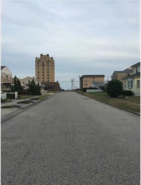 2nd image of 325 15th St S