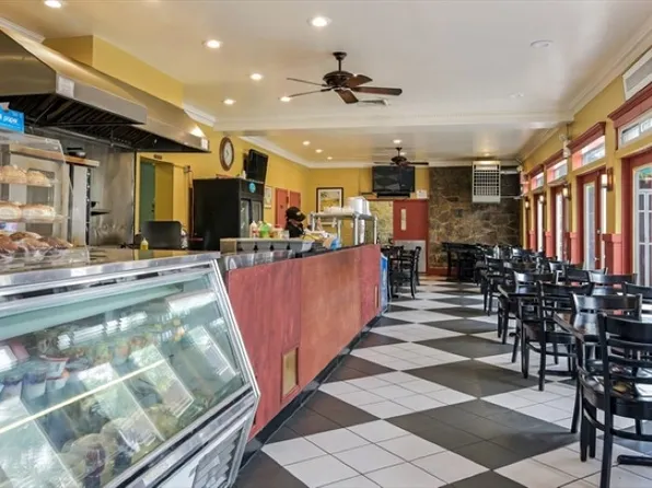 5900 Arlington Avenue image 8 of 13