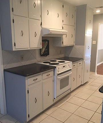 2nd image of 8605 Rockdale Ct