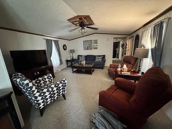 3rd image of 1785 Londoncrest Dr