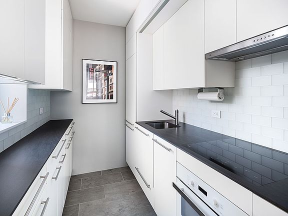 2nd image of 23 E 10th St APT 1101