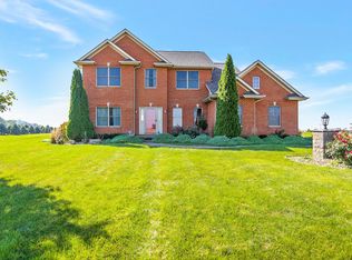 3 County Road 2300 N, Mahomet, IL 61853