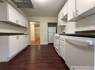 7 Mount Hood Rd APT B-1, Brighton, MA 02135