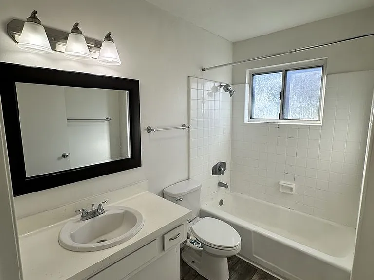 4221 4th Ave — Photo 29