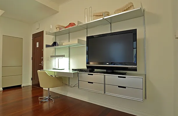 Rented by Corcoran | media 19