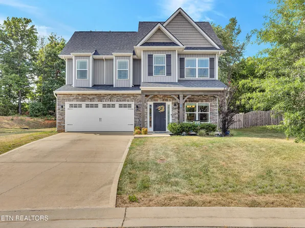 1139 Aspen Glen Dr, Alcoa, TN 37701