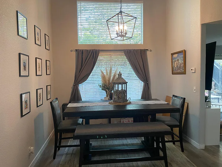 904 Tanner Ct — Photo 8