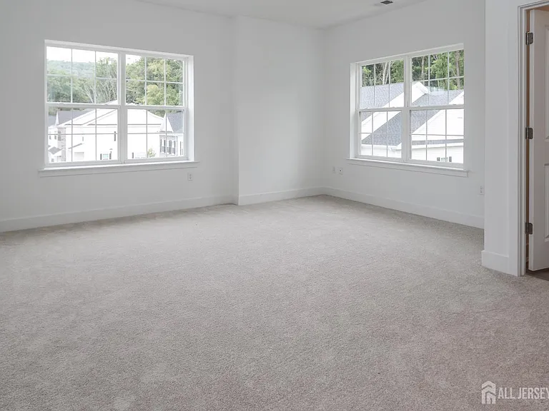 71 Veterans Way — Photo 13
