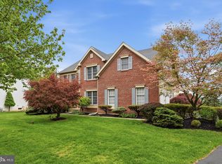 2806 Nighthawk Cir, Audubon, PA 19403