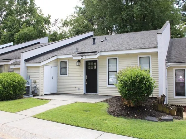 211 Goshen Ln #211, Woodstock, GA 30188