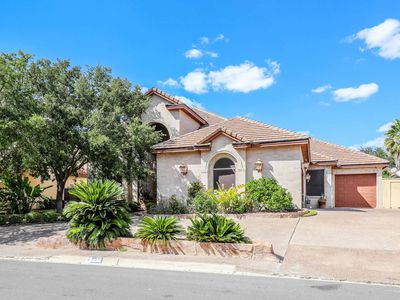 426 Emerald Lake Dr, Laredo, TX, 78041