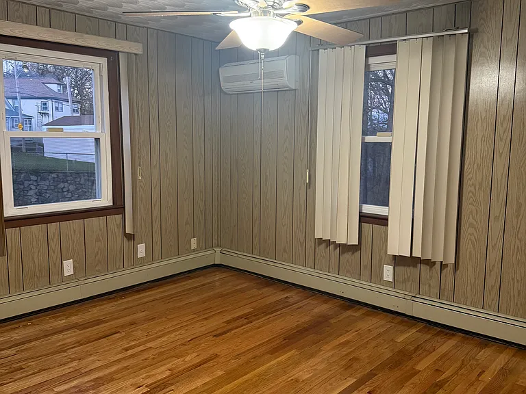 880 Logee St #1 — Photo 7