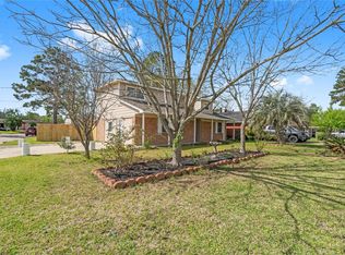 907 Northbend Dr, Baytown, TX 77521