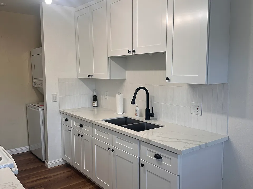 3424 Pueblo Ave #8