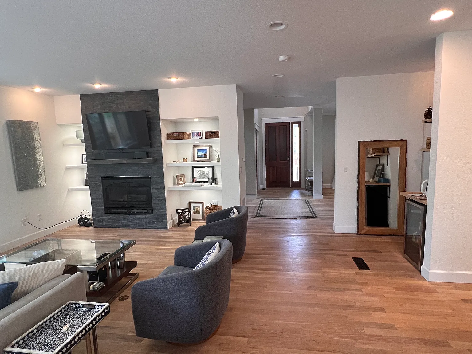 506 E Baseline Rd — Photo 3