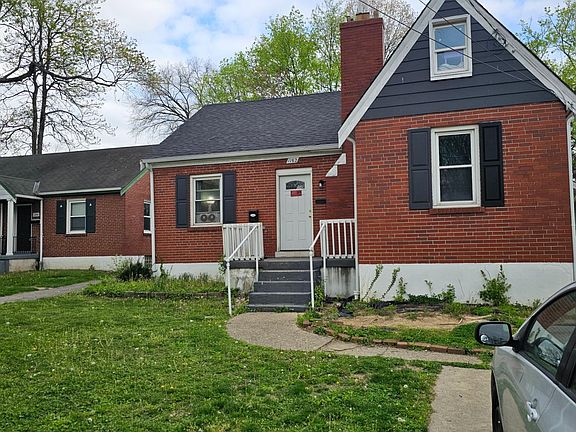 2nd image of 1162 Groesbeck Rd
