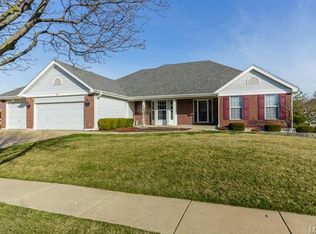4 Ashbourne Way, Saint Charles, MO 63301
