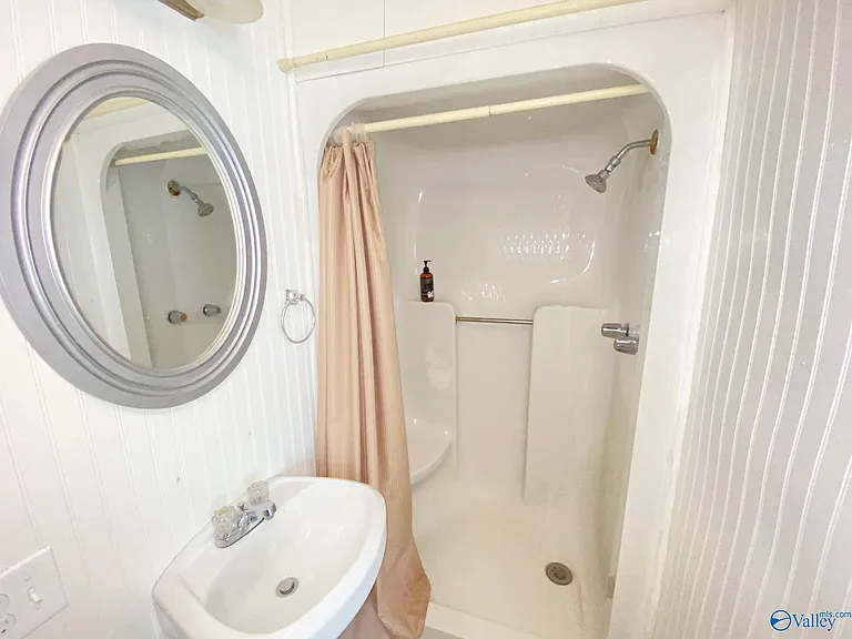 2415 Bonita Dr SW — Photo 28