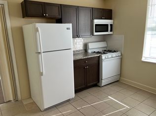 2711 N Kenmore Ave APT 2, Chicago, IL 60614