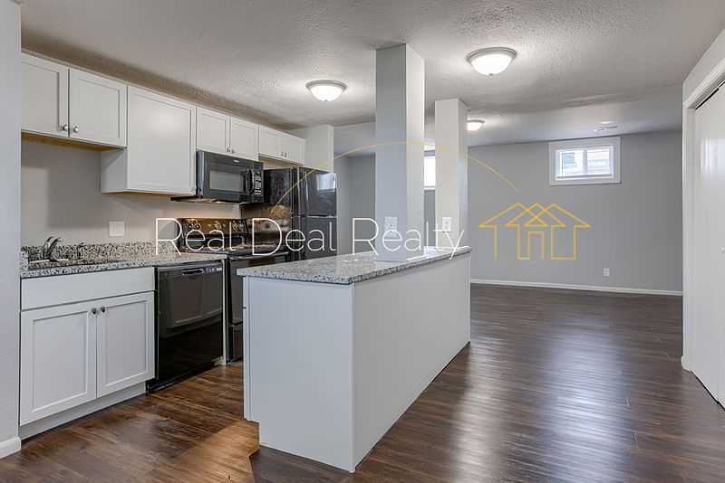 1st image of 210 S 24th St APT 102