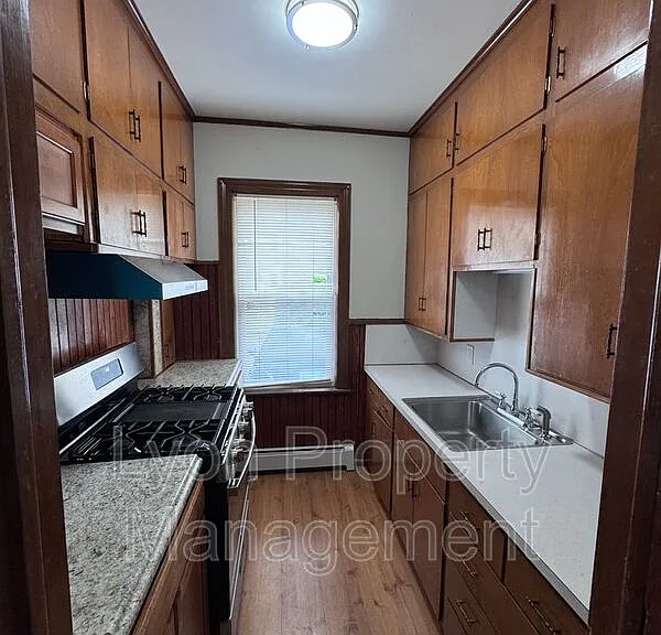 1134 Social St #1 — Photo 1